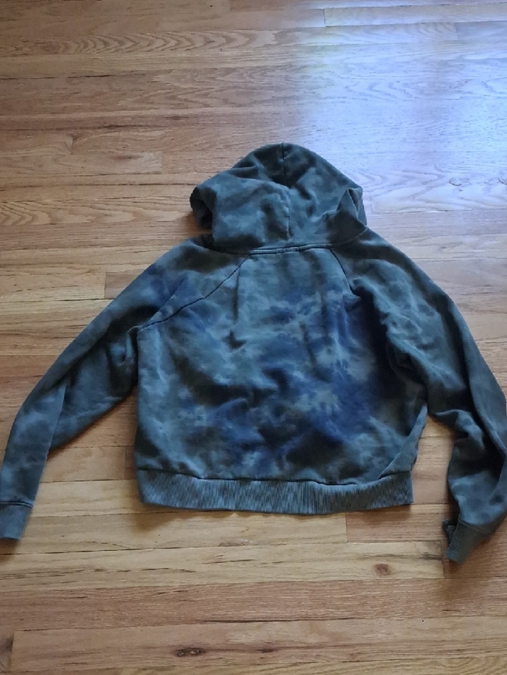 Vans Olive Green and Black Tie-Dye Hoodie - Picture 2 of 4